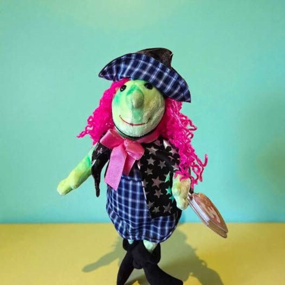 2001 TY Witch Beanie Baby "Scary"  Great Condition!